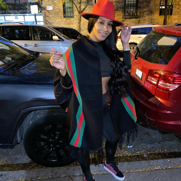 Stylish Fashion Shawl - Picture 1 of 10